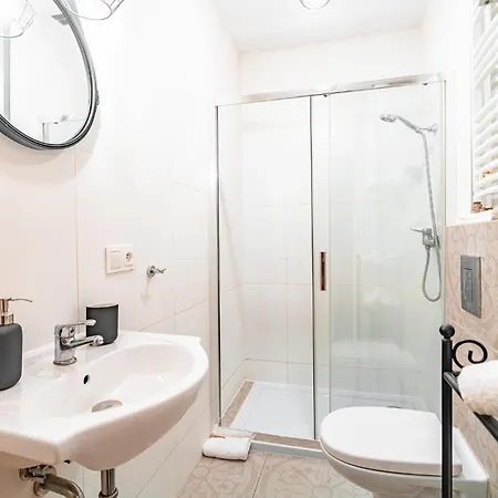 Kazimierz - Location, Vistula River Neaby - By Rentujemy Lägenhet *