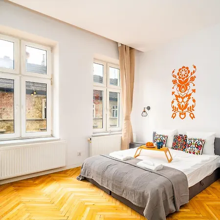 Kazimierz - Location, Vistula River Neaby - By Rentujemy Krakau