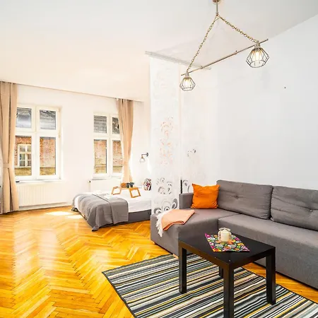 Kazimierz - Location, Vistula River Neaby - By Rentujemy 克拉科夫